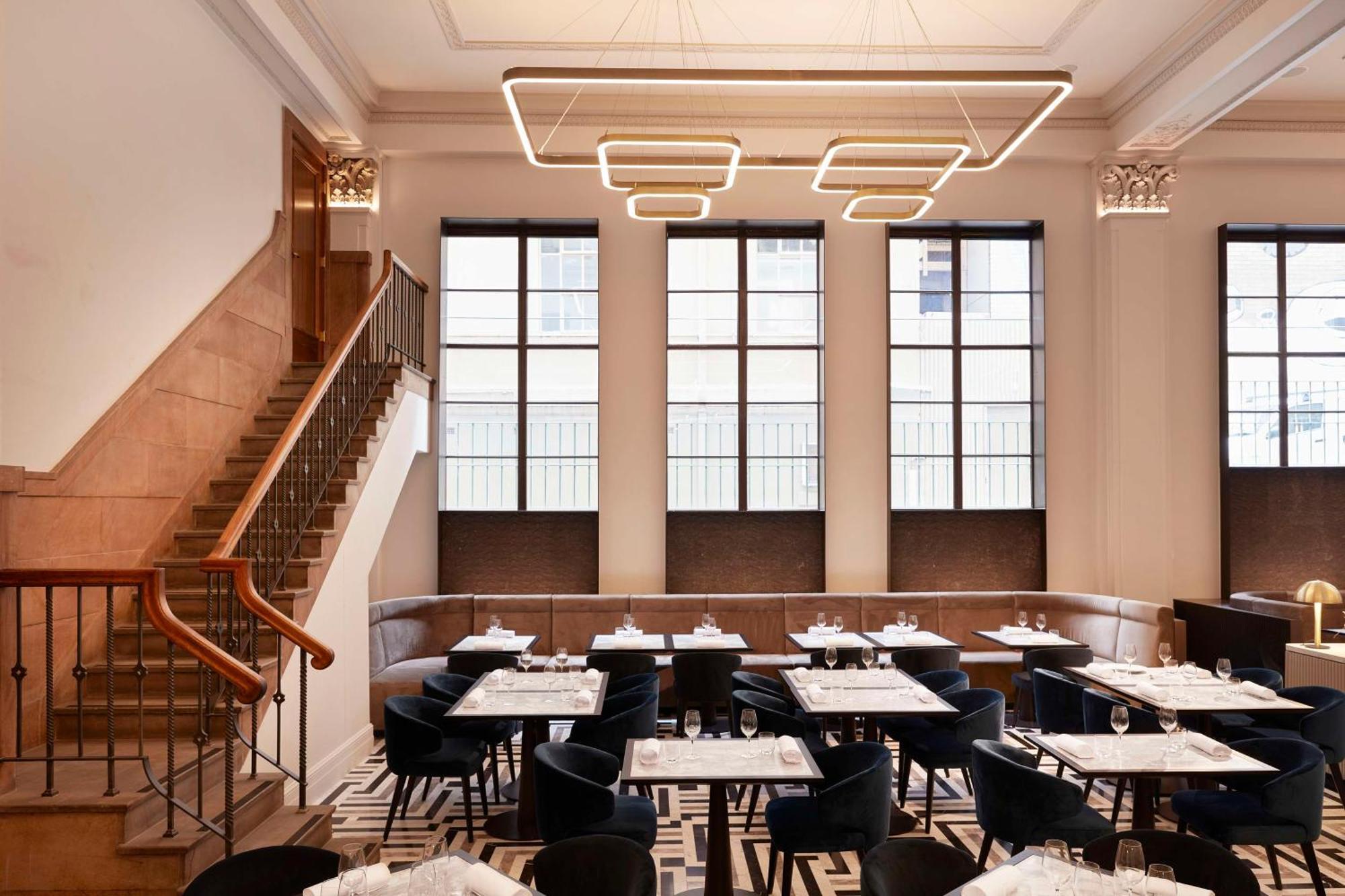 ホテル ヒルトン メルボルン リトル クイーン ストリート エクステリア 写真 The interior of the restaurant